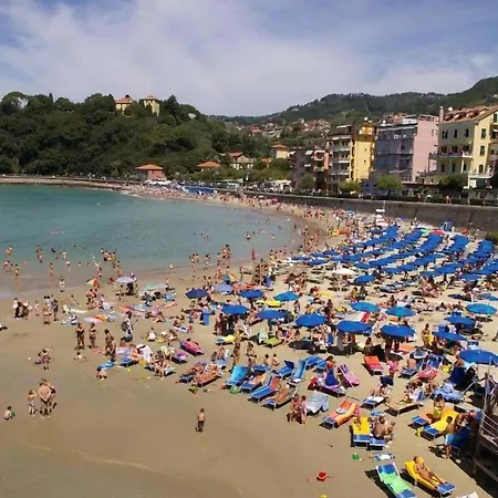 In Piazzetta Da Vasco Affittacamere Lerici