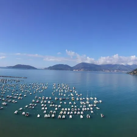 In Piazzetta Da Vasco Affittacamere Lerici